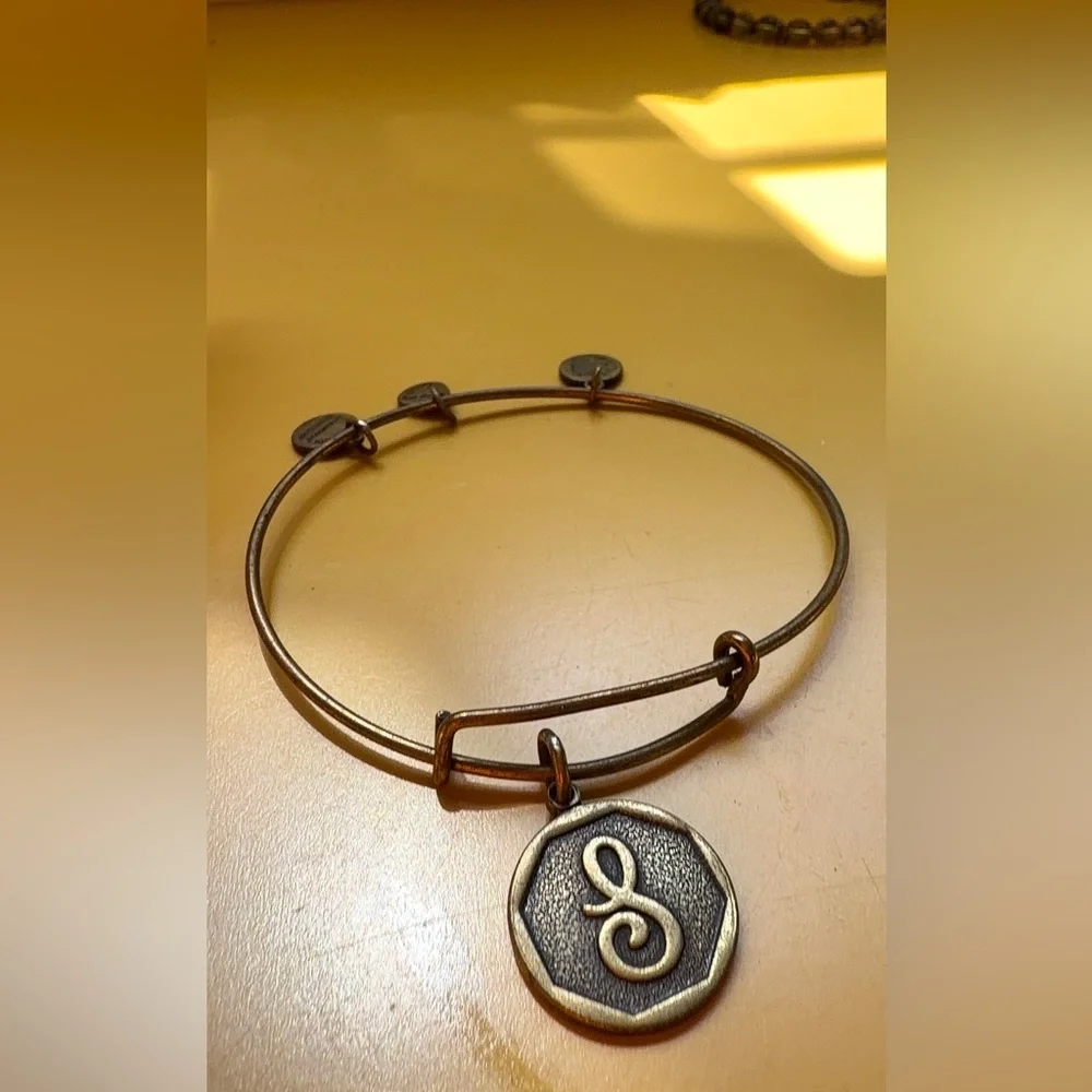 Lot of 8 Alex and Ani Gold Tone Bracelets